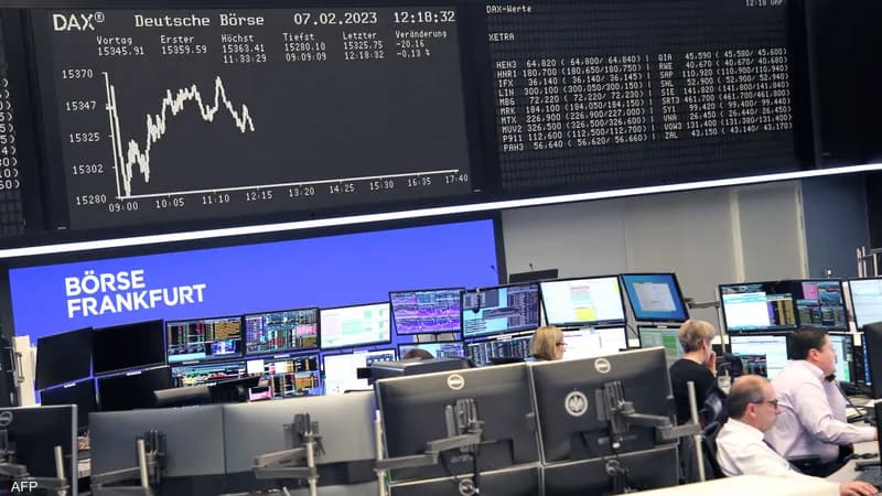 مكاسب لأسهم أوروبا قبل انتهاء مهلة ترامب